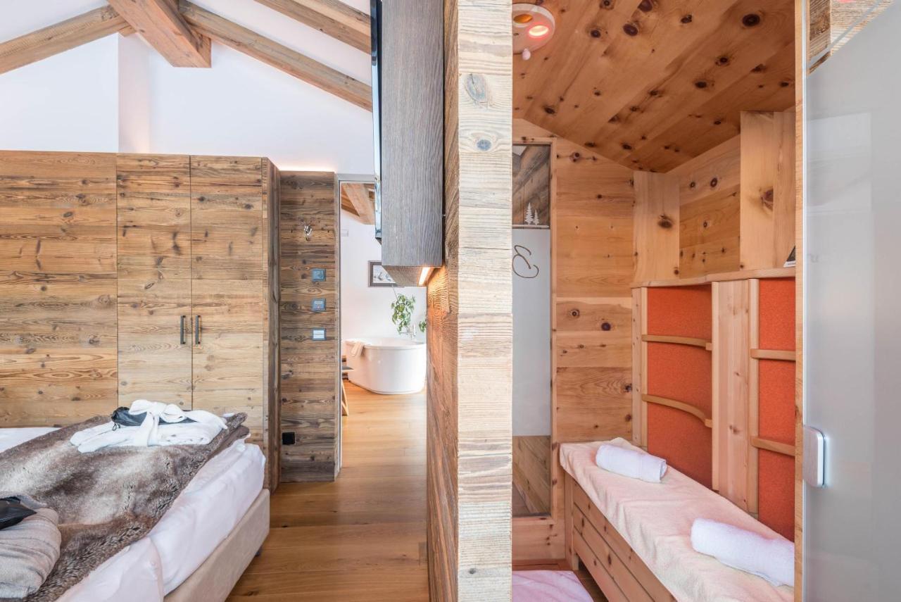 הוילה אורטיסיי Paruda Mountainchalet מראה חיצוני תמונה